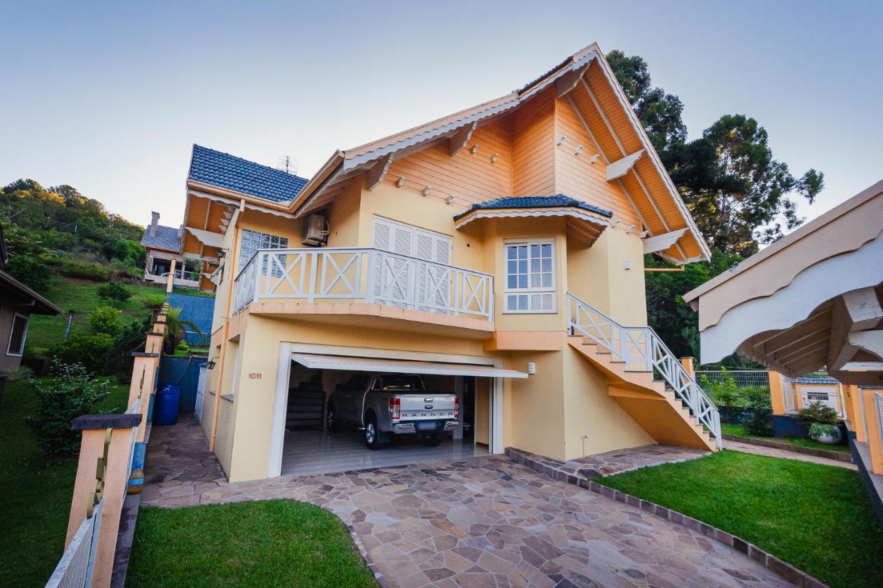 Casa Ampla Com Comodos Confortaveis Грамаду Экстерьер фото