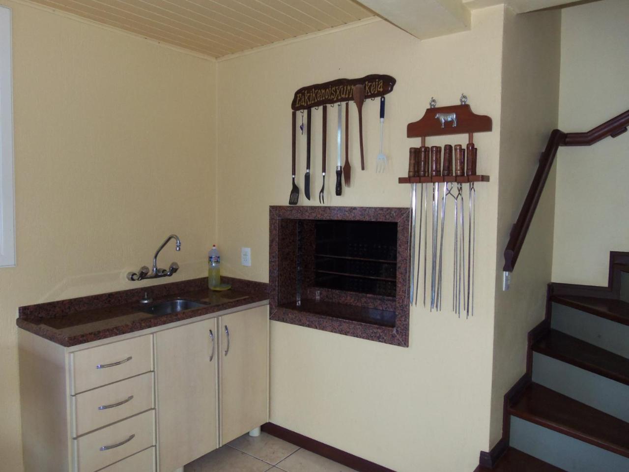 Casa Ampla Com Comodos Confortaveis Грамаду Экстерьер фото